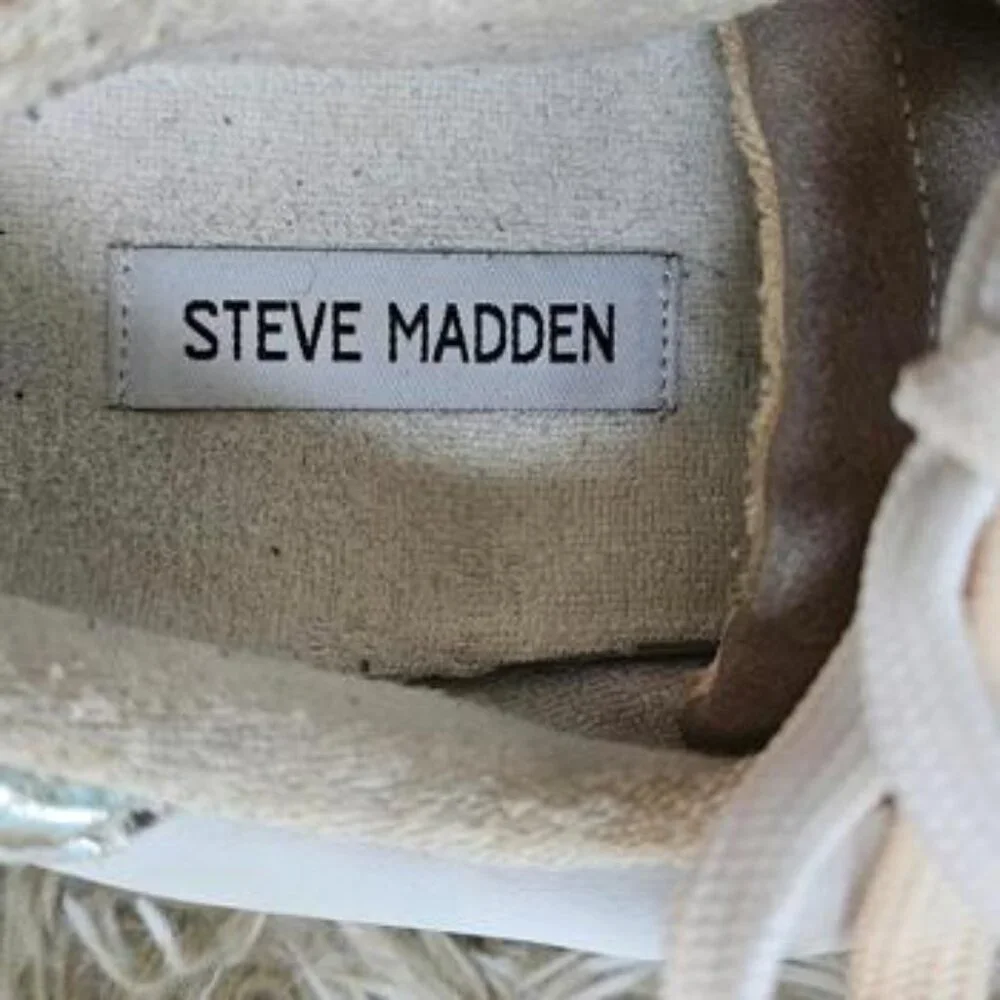 Steven Madden Women's White and Silver Sneakers Size 9M - Picture 6 of 6